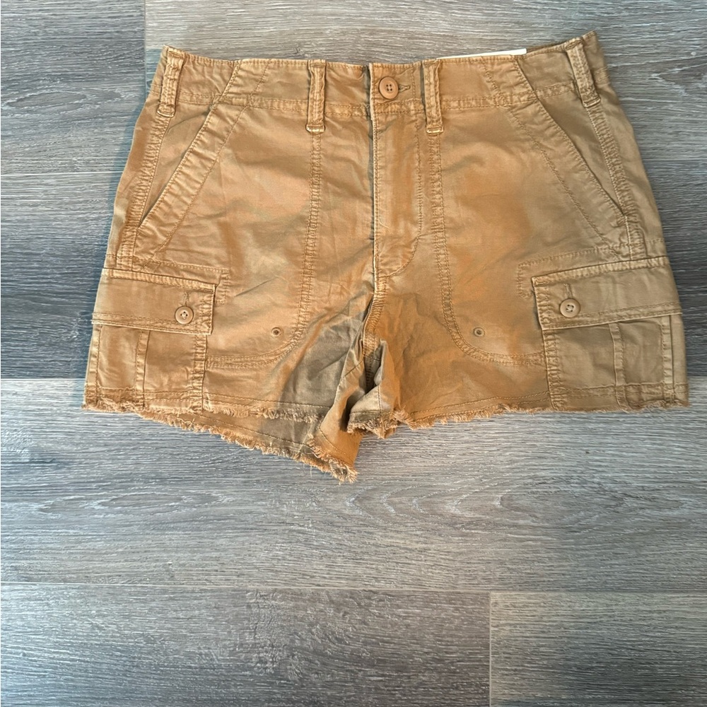 American Eagle 90’s Boyfriend Short NWT
